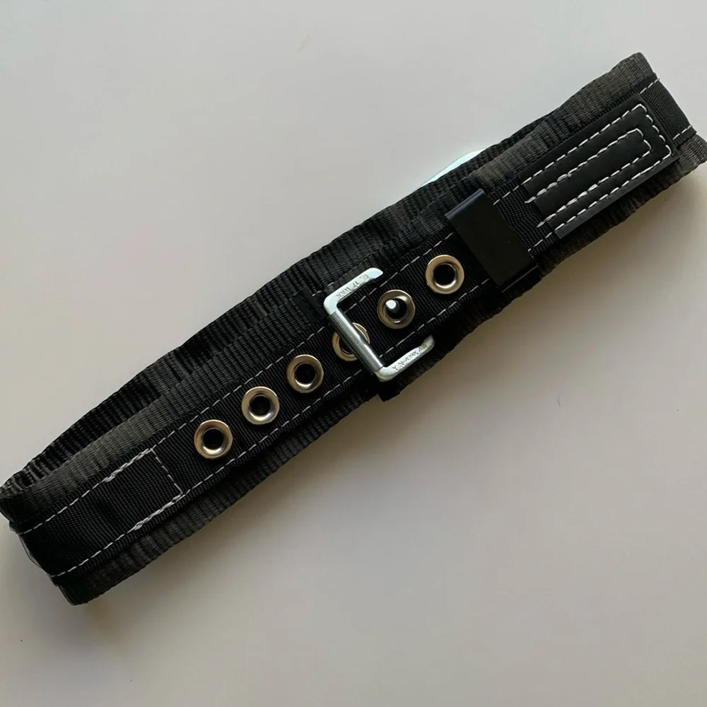 Honeywell Miller model/size 3NA/MBK climbing belt harness